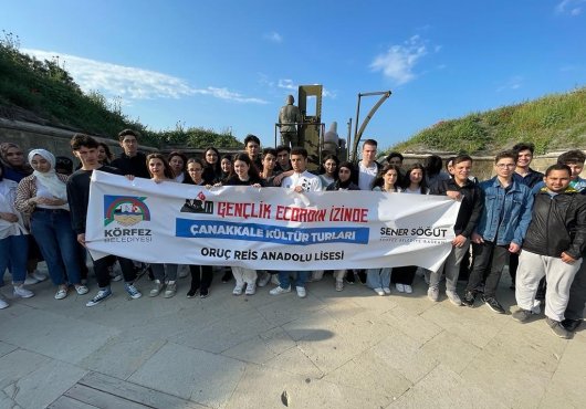    Körfezli öğrenciler Çanakkale’yi geziyor