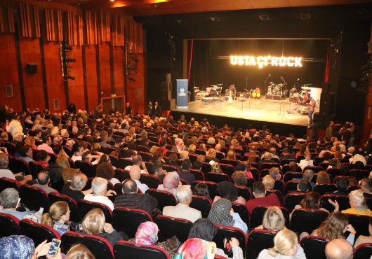 Usta Çı’rock konseri büyüledi