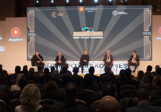 Akademisyenimiz 100. Yılında İzmir İktisat Kongresi’nde