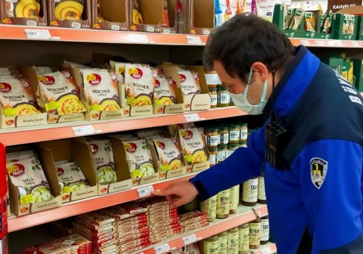 MARKET DENETİMLERİ KARTEPE VE DERİNCE'DE DEVAM ETTİ