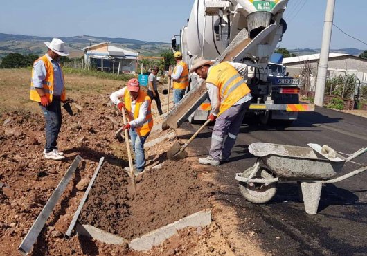 KÖRFEZ NALBANTLAR KÖY YOLU DAHA GÜVENLİ OLACAK