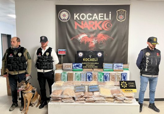 Akrep logolu paketlerdeki 109 kilo uyuşturucu ele geçirildi