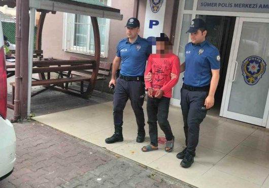 Kablo hırsızı iş üstünde yakalandı!