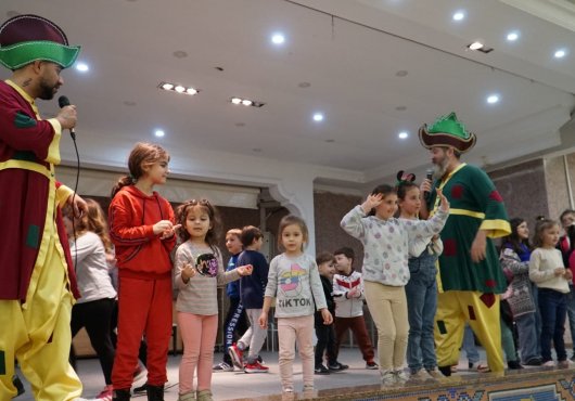İHSANİYE'DE GELENEKSEL RAMAZAN AKŞAMI ÇOCUK ŞENLİĞİ COŞKUSU   