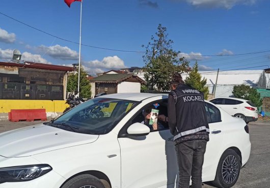 1 ile 10 yıl hapis cezası ile aranan 15 kişi yakalandı!