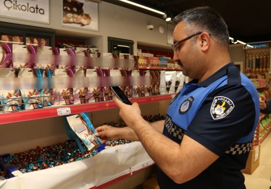 Marketlerde tatlı ve şeker denetimi   