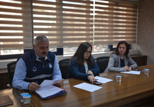 İzmit Belediyesi’nde Pazar Yerlerinin Devri Görüşüldü...