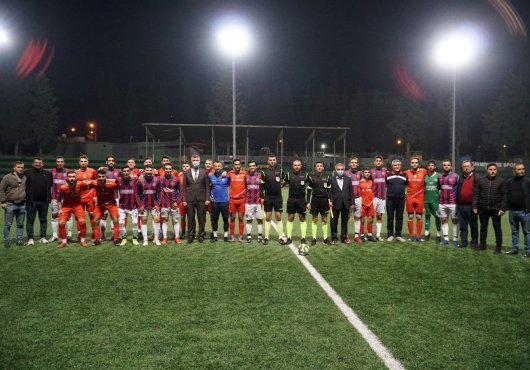 GÖLCÜK BELEDİYESİ BAŞKANLIK KUPASI HEYECANI BAŞLADI