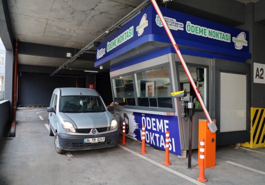 GEBZE KATLI OTOPARK, VATANDAŞA BÜYÜK KOLAYLIK SAĞLIYOR