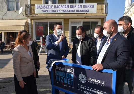 BAHÇEÇİK SEMT MEYDANI'NDA  ÇALIŞMALARA BAŞLANDI