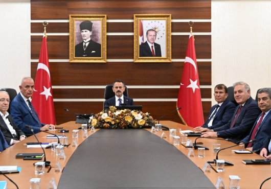 Vali İlhami Aktaş, Yeni Yıl Mesaisine  Yardımcıları ile Başladı