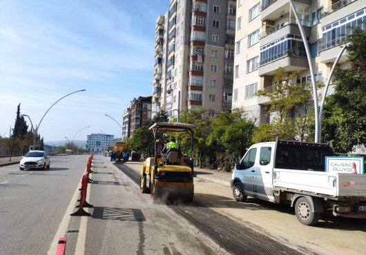 GEBZE ZEKİ ACAR CADDESİ'NDE ÜST YAPI ÇALIŞMASI
