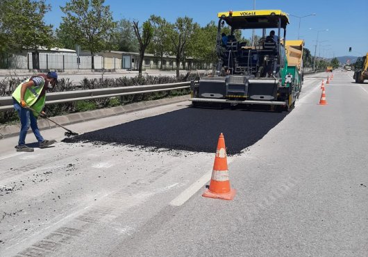 İzmit Ömer Türkçakal Bulvarı'na neşter..