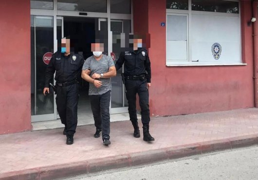 ARANAN  HÜKÜMLÜ KARAMÜRSELDE YAKALANDI