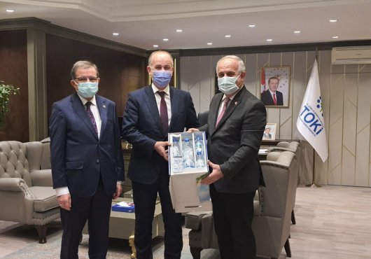 ŞEKER VE AYGÜN  TOKİ BAŞKANI  BULUT İLE GÖRÜŞTÜ