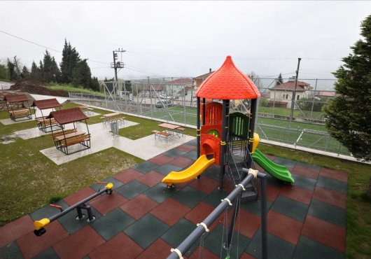 Başiskele’nin Yeni Parkları Göz Dolduruyor    