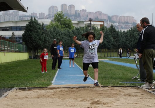 Özel sporcular Türkiye Şampiyonasına gidiyor