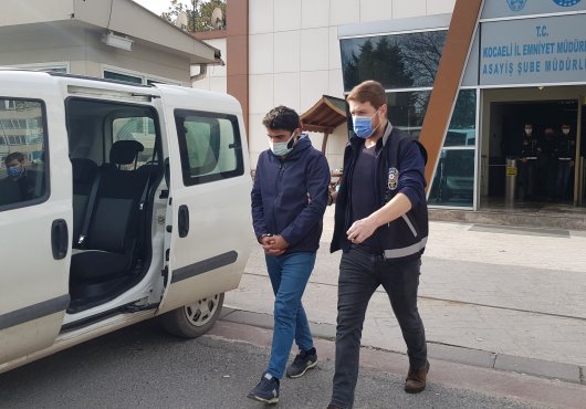 1MİLYONLUK  GASP ZANLISI 4 KİŞİ YAKALANARAK GÖZALTINA ALINDI