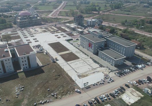 KARTEPE KENT MEYDANİ HAVADAN GÖRÜNTÜLENDİ