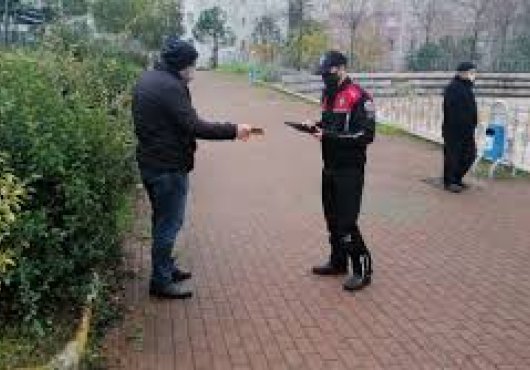 PARK UYGULAMASINDA  SOSYAL MESAFE CEZASI
