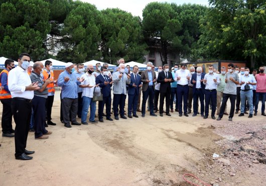 SEKA CAMİİ'NİN TEMELİ ATILDI