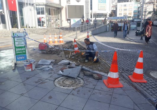 Belsa önüne, acil durum araç girişi..