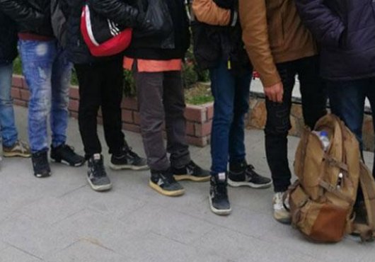 Düzensiz 31 göçmen sınır dışı edildi