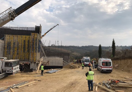 Kuzey Marmara Otoyolu’nda kaza; 4 işçi yaralandı
