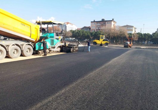 Derince Sağlıklı Yaşam Parkında otopark asfaltlandı
