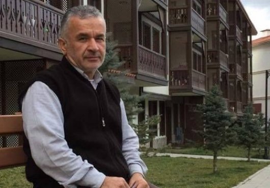 Teravih namazında kalbine yenildi   