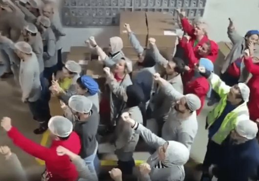 Kocaeli'de işçiler sefalet zammına karşı başkaldırdı! Sloganlar tüyleri diken diken etti, 
