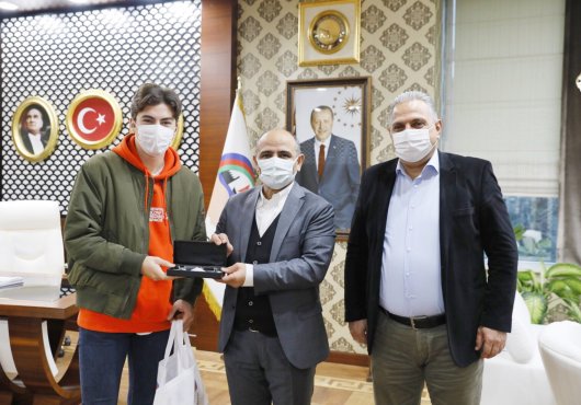 BAŞKAN SÖĞÜT, 