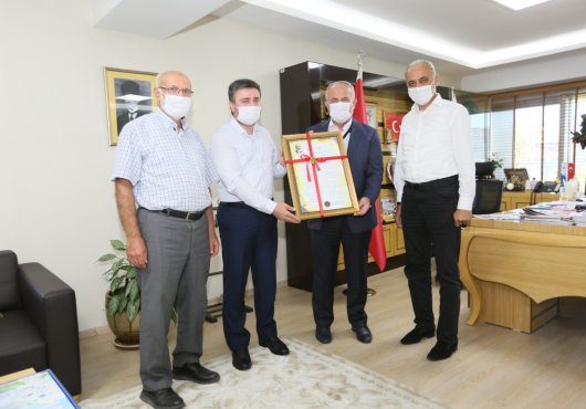 ÖNCELİĞİMİZ ÇOCUKLARIMIZ VE GENÇLERİMİZ