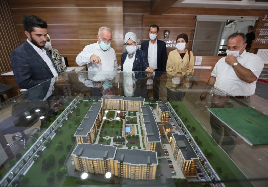 DERİNCE'DE PROJELER HIZ KESMİYOR