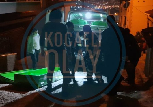 EŞİNİ VE OĞLUNU ÖLDÜRÜP İNTİHAR ETTİ