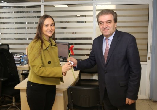 GÖLCÜK’TE KADINLAR GÜNÜ TÖRENLE KUTLANDI