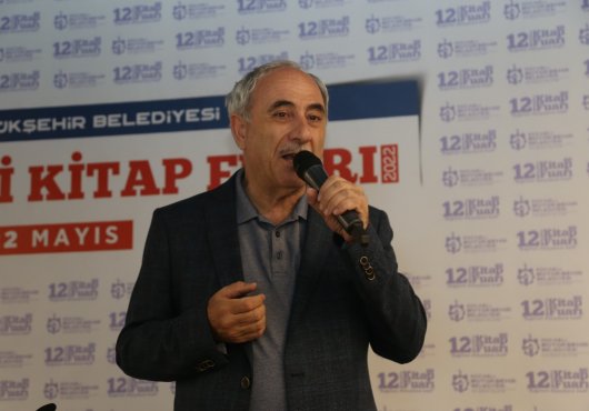     Nurullah Genç: Şiir insan ruhunun en saf sesidir
