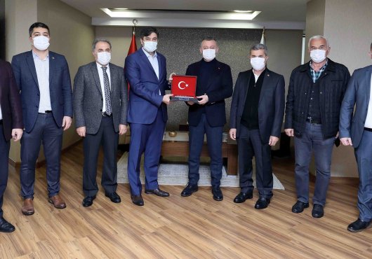 BÜYÜKAKIN,  BEM-BİR-SEN GENEL BAŞKANININ AĞIRLADI