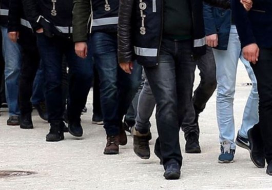FETÖ OPERASYONU 5 İLDE 5 GÖZALTI