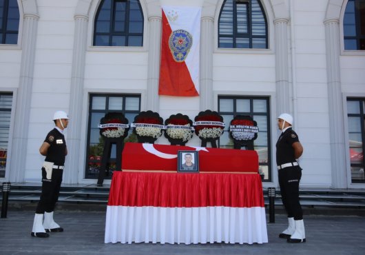 Kaza kurbanı özel harekatçı için  Kocaeli emniyetinde tören düzenlendi