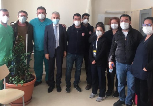 ÇEKER: İŞ BİLMEZ YÖNETİCİLERİ UYARIYORUZ.   