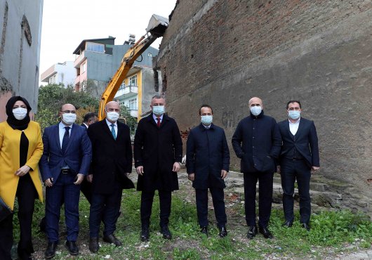 KOCAELİ'NDE YIKILMASI GEREKEN 1502 BİNA VAR