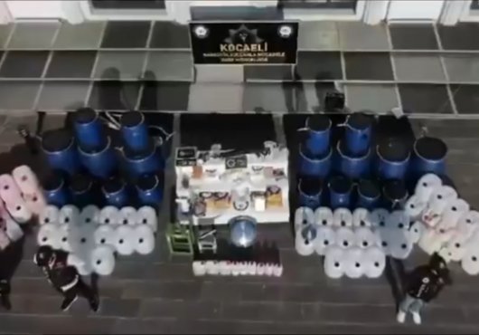 Kocaeli Narkotik arifeyi gösterdi,bayramı göremediler
