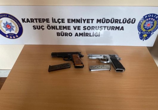 Seyir halindeki  araca ateş  açtılar!