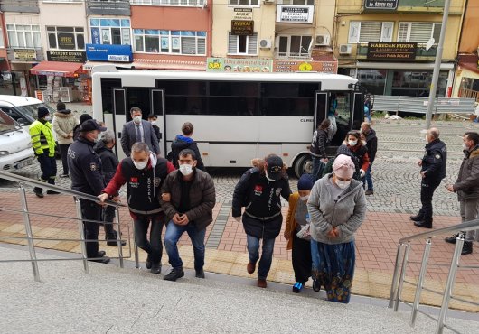  TAŞ VE SOPALI CİNAYETTE  4 KİŞİ TUTUKLANDI