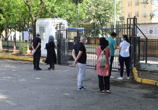LİSELERE GEÇİŞ SINAVI  YAPILIYOR