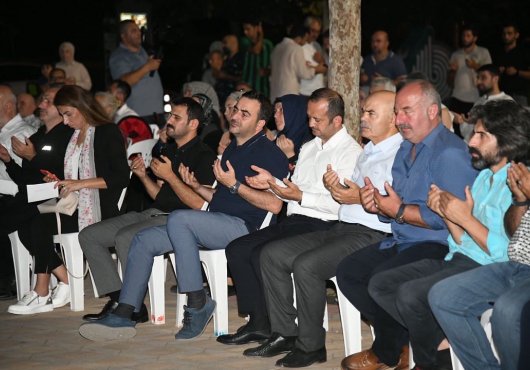 Deprem Şehitlerimiz Başiskele’de Dualarla Anıldı     