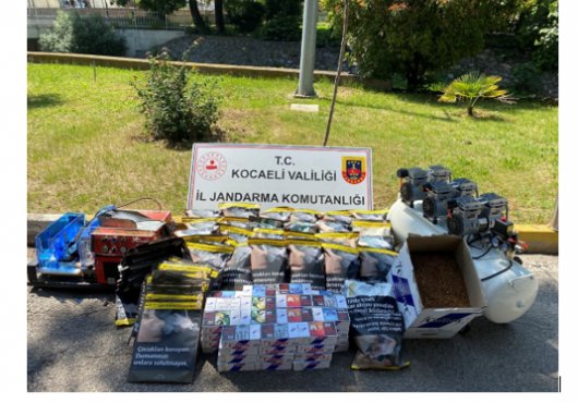 Hepsi baskın yapılan evden çıktı!