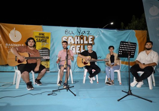 BAŞİSKELE'NİN GENÇ YETENEKLERİ YİNE SAHNEDE