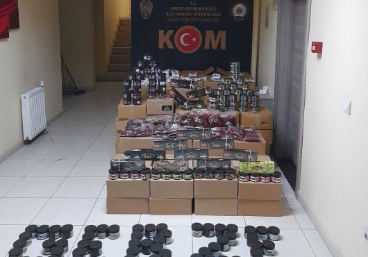 1 ton 899 kilo, nargile tütünü ele geçirildi!